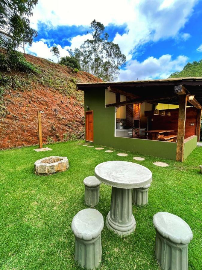 Cabanas Eco Das Montanhas 多明戈斯马丁斯 外观 照片